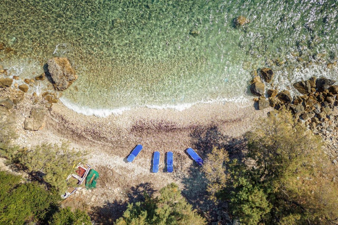 Blue Garden Samos Apartments Floka  Exteriör bild